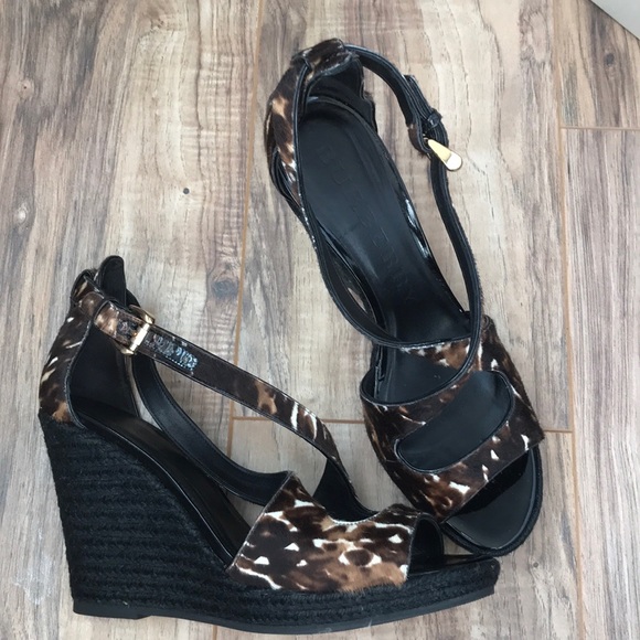 Burberry Abbey Calf Hair Wedge - Picture 4 of 4